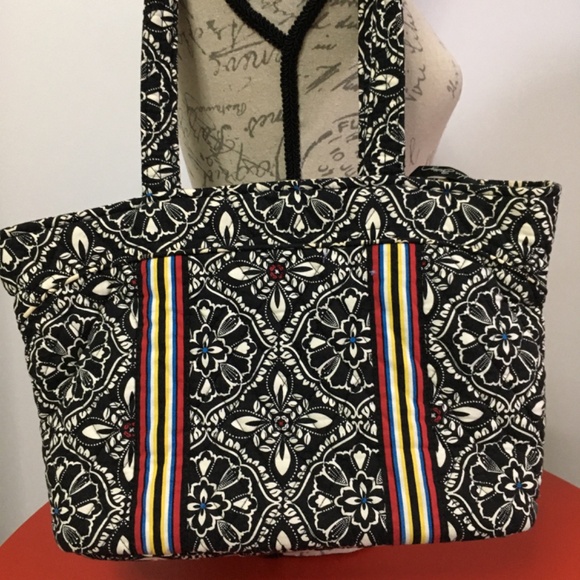 Vera Bradley Small Vera Tote Bag in Barcelona Print Fabric Black/White/Multi - Picture 3 of 10